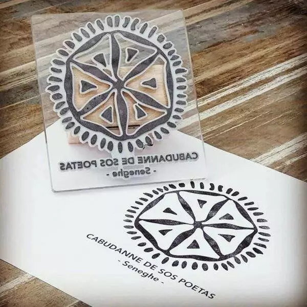 Timbri personalizzati in gomma per carta - immagine 4